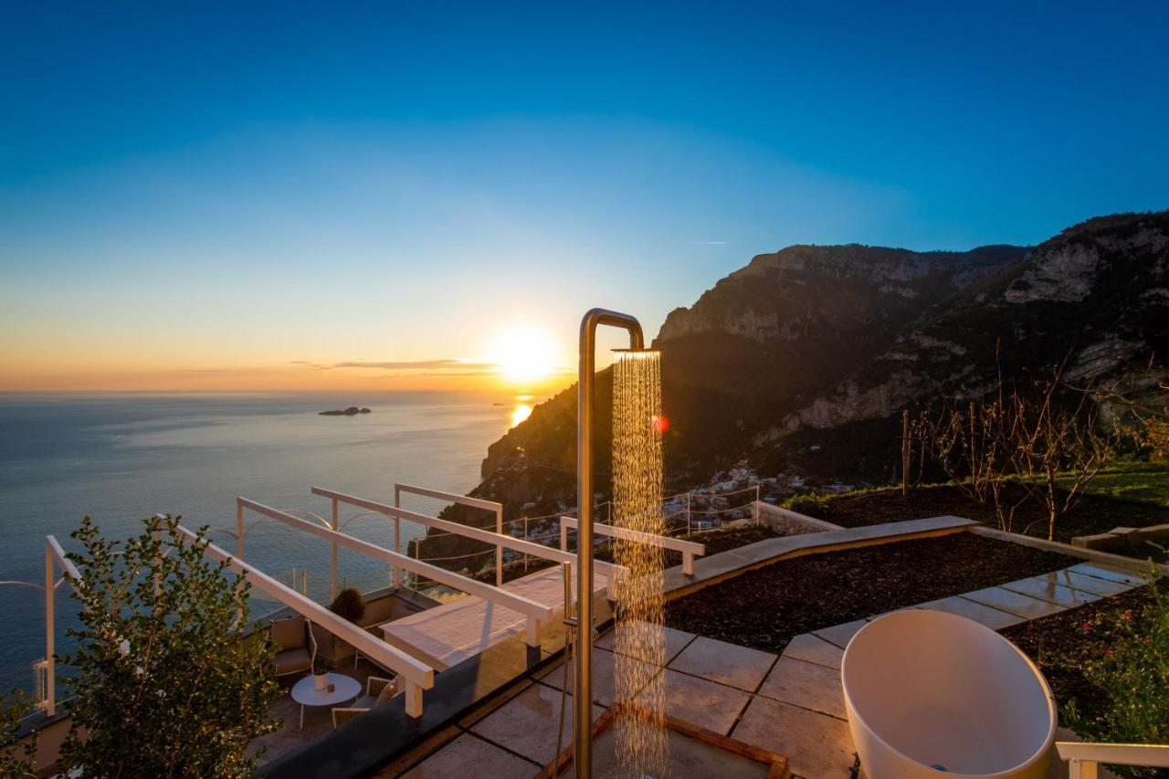 VILLA LA TAGLIATA spectacular jacuzzi hot tub amazing view&private parking garage Positano Exterior foto