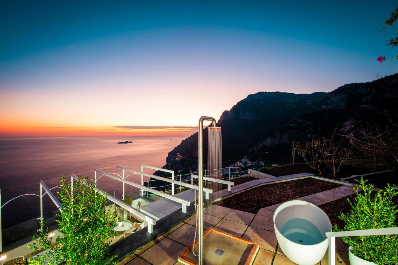 VILLA LA TAGLIATA spectacular jacuzzi hot tub amazing view&private parking garage Positano Exterior foto