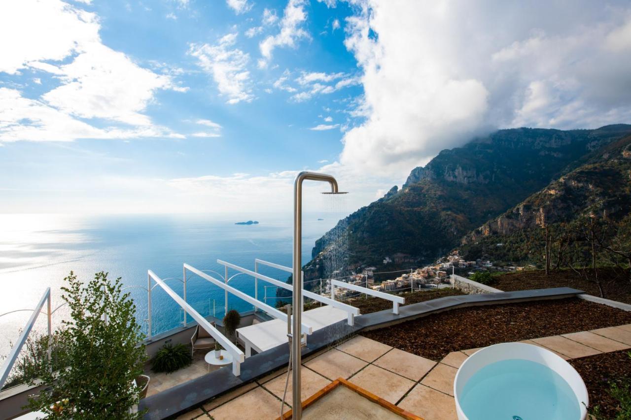 VILLA LA TAGLIATA spectacular jacuzzi hot tub amazing view&private parking garage Positano Exterior foto