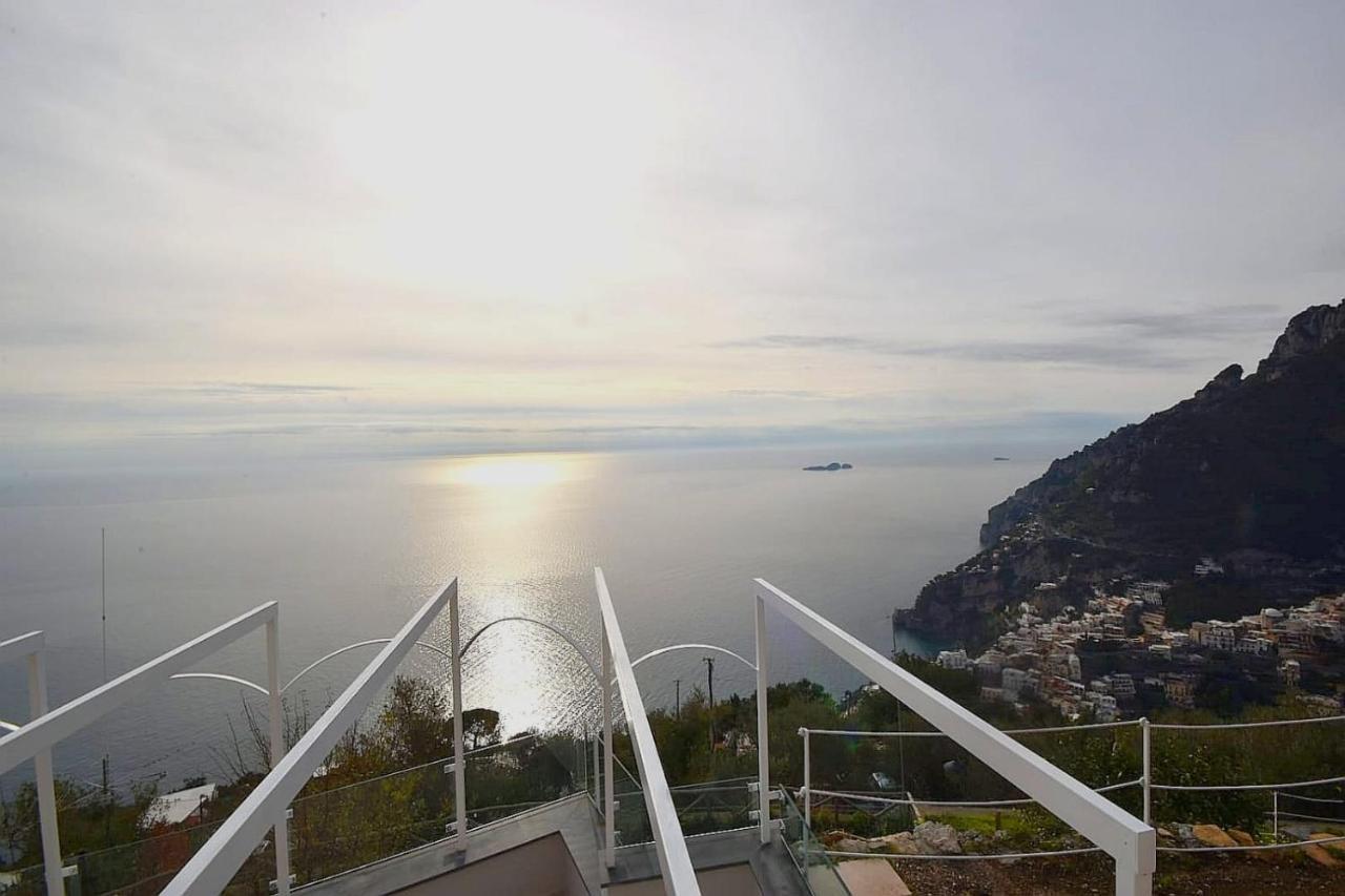 VILLA LA TAGLIATA spectacular jacuzzi hot tub amazing view&private parking garage Positano Exterior foto